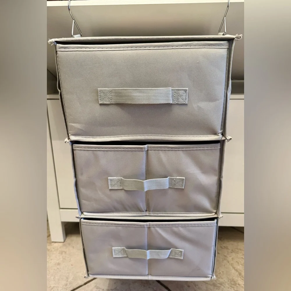 ⬜️ Gray Hanging Storage Organizer w/ Hooks